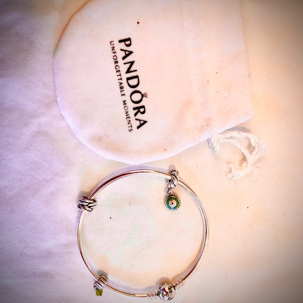 GREAT VALUE👇🏽Authentic Pandora/Bracelet 3 Charms